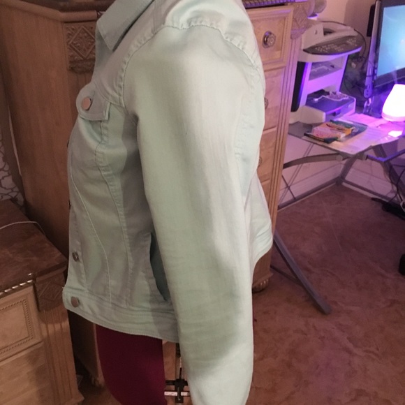 Jean jacket - Picture 4 of 4